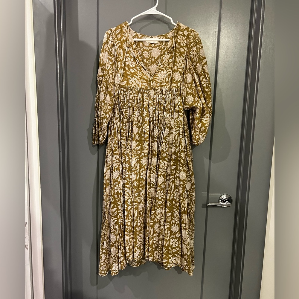 Daughters of India Kyra Midi dress in Olive size Medium